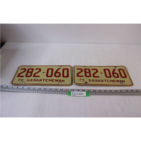 Pair of Vintage Saskatchewan License Plates - 1975