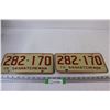 Image 1 : Pair of Vintage Saskatchewan License Plates - 1975