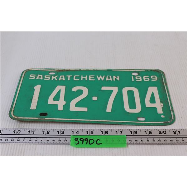 Vintage Saskatchewan License Plate - 1969