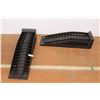 Image 1 : *Pair of Plastic Loading Ramps - 35" x 6 1/2"