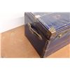 Image 4 : *Storage Trunk - 36" x 17" x 18"H, No Tray, Missing (1) Lock