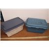 Image 5 : *(2) Rubbermaid Hinged Lid Totes - 32" x 19 1/2" x 17"H