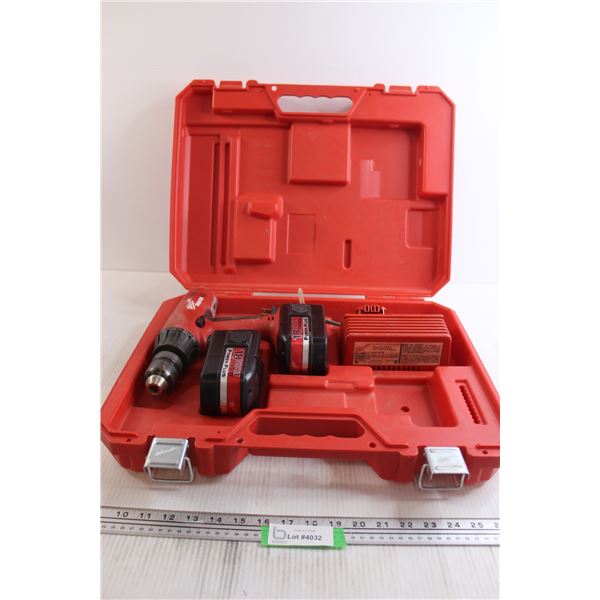 Milwaukee 18V Power-Plus Drill - Works