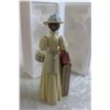 Image 5 : Avon 2002-2003 President's Club Celebration Figurine and Souvenir Figurine