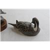 Image 5 : Pintale Drake Duck Decoration, Ducks Unlimited Large Canvas Back Drake Duck Decoration - Broken Tail