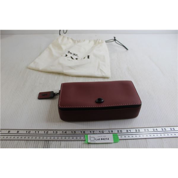 Coach Handbag - Consignor Says New - Not Authenticated