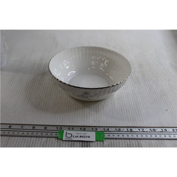 Paragon Bride's Choice Round Bowl