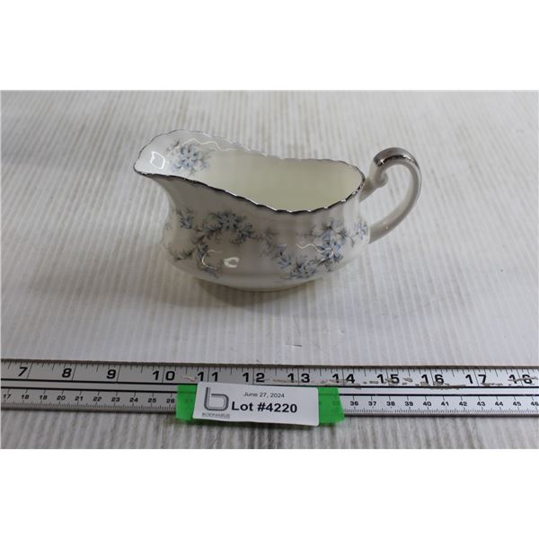Paragon Bride's Choice Gravy Boat
