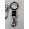 Image 3 : (2) Clip Watches - Working