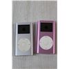 Image 2 : (2) Vintage iPods - 4gb & 6gb, Both Light Up , Charger