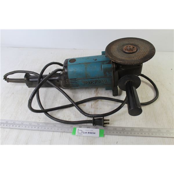 Makita 115v Grinder (working - plug wire cracking)