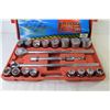 Image 2 : Matrix 21 Piece Socket Set (3/4" drive metric sockets) (one clasp damaged)