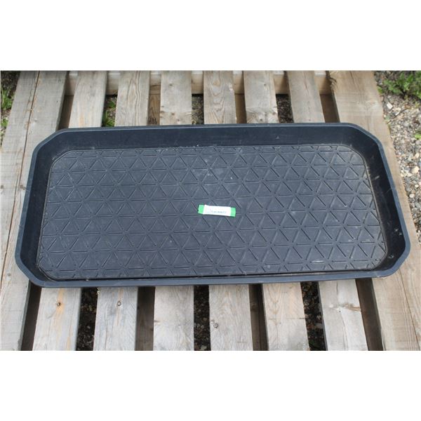 **Hard Plastic Boot Tray (35" x 17")