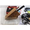 Image 3 : Knife Block with Knives, Ice Cube Trays, Misc.