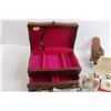 Image 2 : Jewelry Box, Religious Lamp - Doesn't Turn On, Misc.