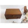 Image 3 : Jewelry Box, Religious Lamp - Doesn't Turn On, Misc.