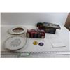 Image 1 : (2) Decorative Plates, Casino Style Texas Hold 'Em Poker Set