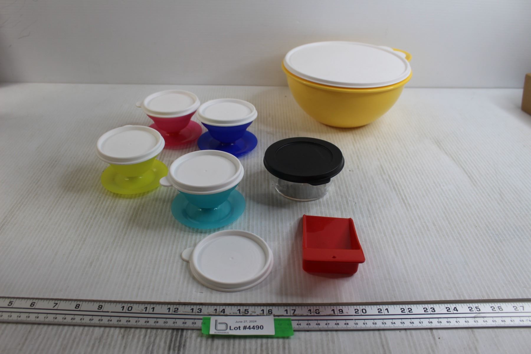 Assorted Tupperware Containers - Bodnarus Auctioneering