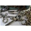 Image 3 : (8) Pieces of Chain - Hooks - Eye Bolts - Plastic Lucerne Crate