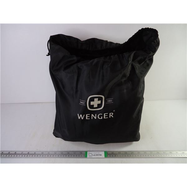 Wenger Air Bed with Built in Pump-looks complete, extra batteries included