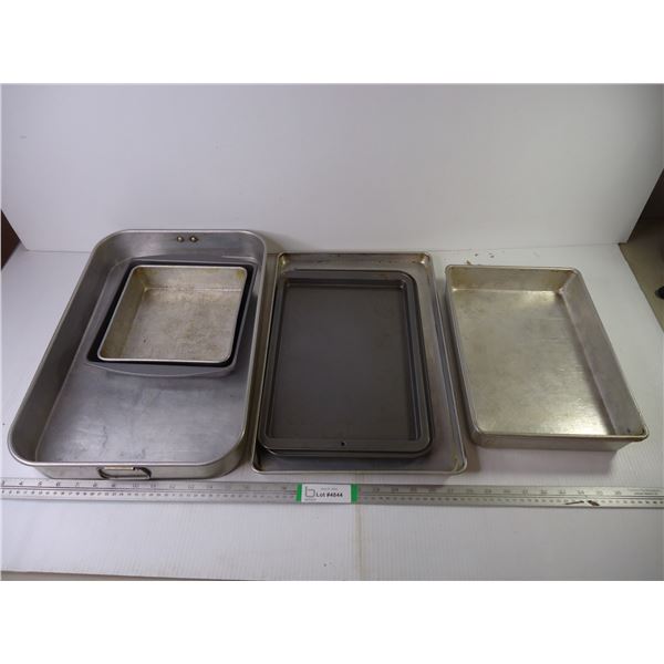 (8) Pieces of Cookware including Large Lasagna Pan