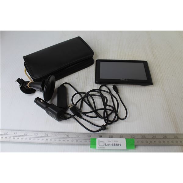 Garmin GPS in Case w/Mount (untested)