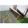 Image 2 : Child's Racing Play Mat and Play Set - Pen Marks