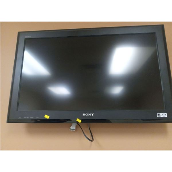 Sony 32inch TV with Remote