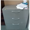 Image 1 : 3 Drawer File Cabinet 36W 24D 48H