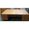 Image 1 : Large Office Desk Like New 72Wx36Dx30H