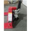 Image 2 : Uline H 5387 Truck Pallet Mover 5500lbs Capacity