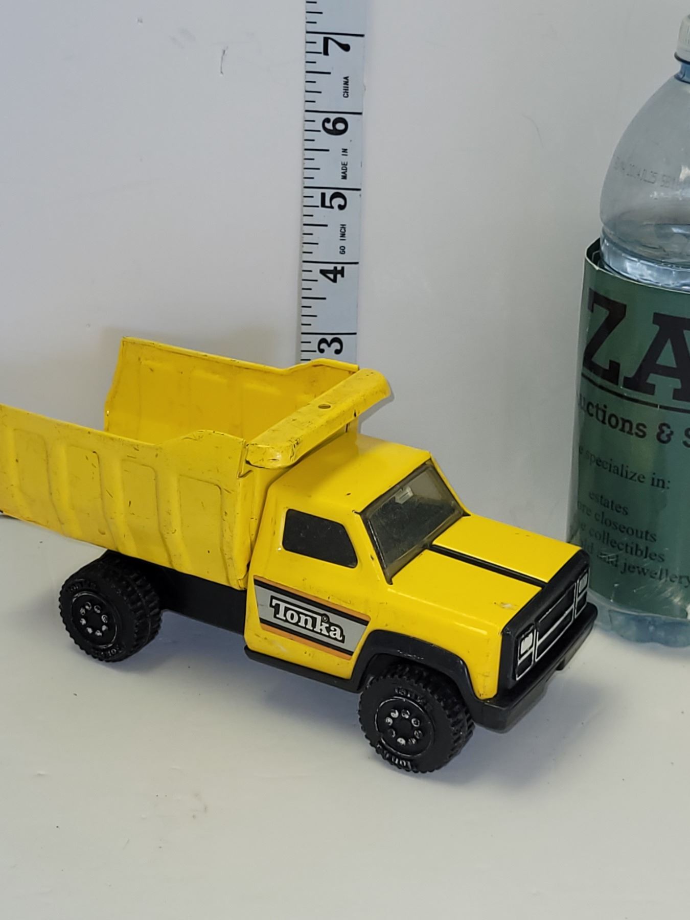 Camion Transporteur Tonka Vintage - 50 Cm De Long En Métal - Patiné Par Le Temps