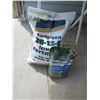 Image 1 : Turf Green 16.13 .0 lawn Fertilizer and grass seed