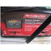 Image 2 : motomaster Battery charger with engine start - 6 and 12 Volt