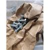 Image 2 : Various screws and bolts