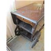 Image 2 : Tea serving cart - one leg needs repair