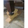 Image 5 : Tea serving cart - one leg needs repair