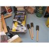 Image 4 : Paint and paint supplies