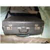 Image 2 : Lot of two hard side suitcases