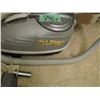 Image 3 : Vacuum and accessories