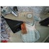Image 4 : Vacuum and accessories