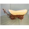 Image 1 : COVERED WAGON WITH LIGHT
