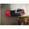 Image 1 : Everlast Heavy Bag & Exercise Machine