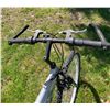 Image 15 : HUFFY 21-SPEED DIAMOND FRAME BICYCLE WITH PURSUIT BARS HANDLEBARS