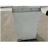 Image 3 : VINTAGE REFRIGERATOR