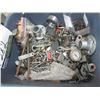 Image 1 : LOT DE VIS ET QUINCAILLERIE DIVERSE
