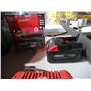 Image 1 : BATTERIE MILWAUKEE NEUVE M28 XC (AVEC 1 CHARGEUR EN BONUS)