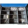 Image 1 : LOT DE RIVETS AVEC COFFRE