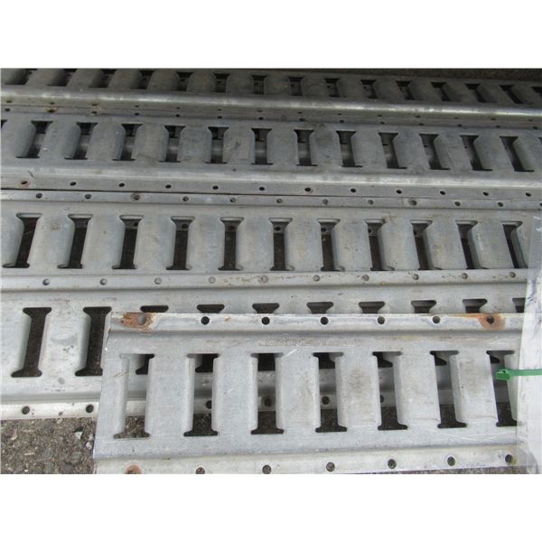 LOT DE 8 BARRES A REMORQUE, LONGUEUR ASSORTIE