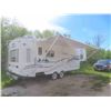 Image 8 : 2004 Wildcat by Forest River 5th Wheel 28ft. Awning, A/C, Full Bathroom, Microwave, Fridge,. Double